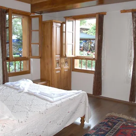 Kalispera Selçuk